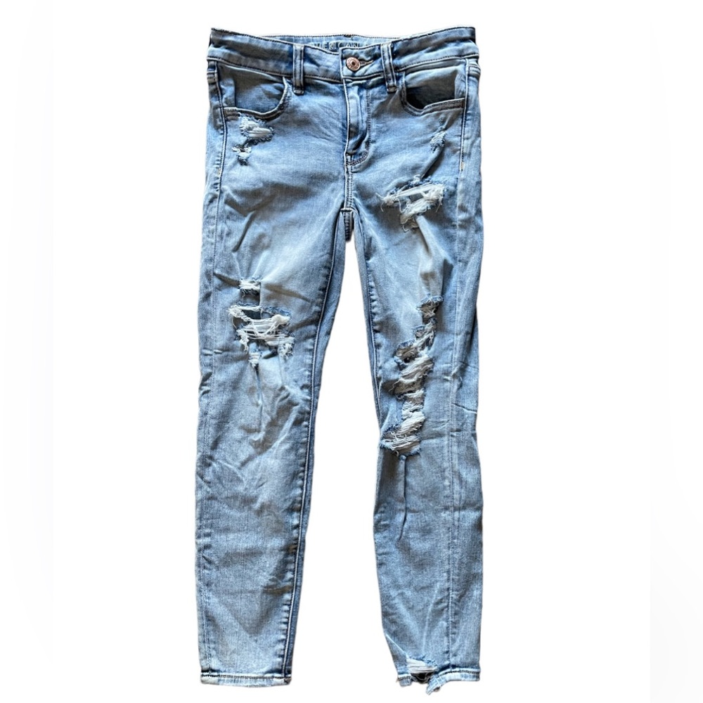 American Eagle distressed jeans